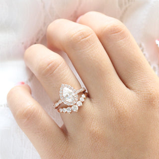 1.60CT Pear Cut Moissanite Halo Bridal Ring Set
