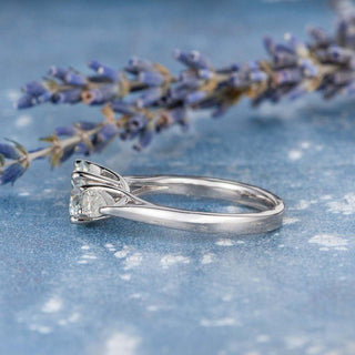 1.50CT Round Brilliant Cut 3 Stone Diamond Engagement Ring