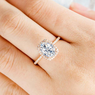 1.75CT Oval Cut Halo Moissanite Engagement Ring