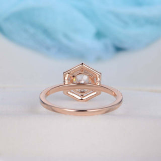 1.0CT Round Brilliant Cut Unique Halo Moissanite Engagement Ring