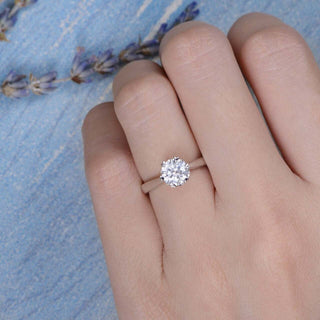 1.0CT Round Brilliant Cut Solitaire Style Moissanite Engagement Ring