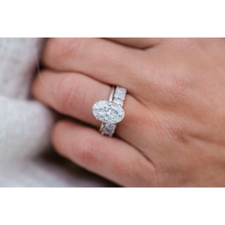 4.0 CT Oval Cut Moissanite Engagement Ring With Solitaire Setting