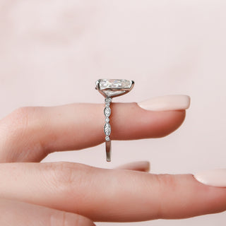 2.50CT Art Deco Pear Shape Moissanite Engagement Ring
