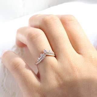 1.0CT Pear Cut Moissanite Halo Bridal Ring Set