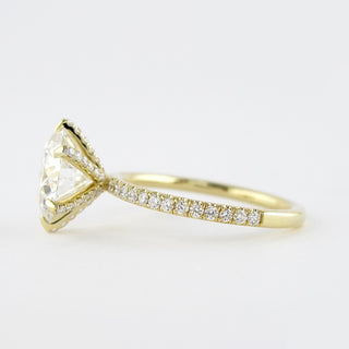 1.90CT Round Cut Diamond Prong Moissanite Engagement Ring