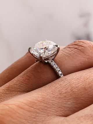 4.0 CT Cushion Moissanite Solitaire Pave Setting Engagement Ring