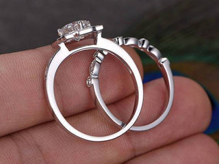 0.75 CT Round Vintage Style Moissanite Bridal Ring Set