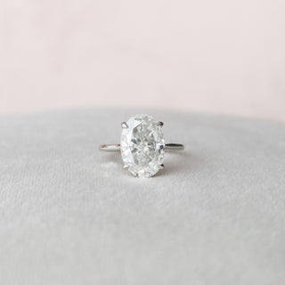 5.0CT Oval Moissanite Solitaire Hidden Halo Setting Engagement Ring