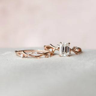 1.0CT Emerald Cut Moissanite Twing Halo Bridal Engagement Ring Set