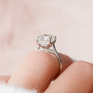 4.0CT Cushion Moissanite Solitaire Hidden Halo Setting Engagement Ring