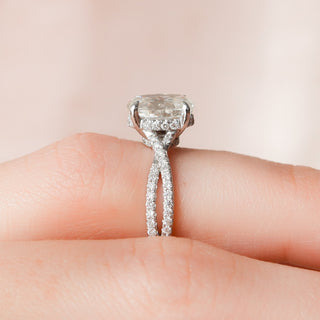 1.50CT Oval Cut Moissanite Split Shank Engagement Ring