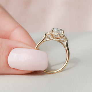 2.0CT Pear Cut Moissanite Three Stone Engagement Ring