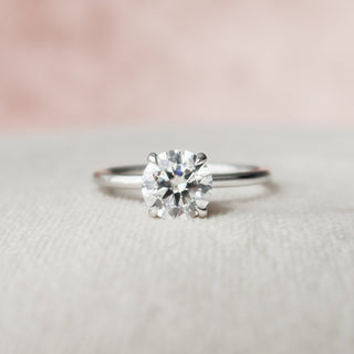 1.0CT Round Cut Moissanite Solitaire Halo Engagement Ring