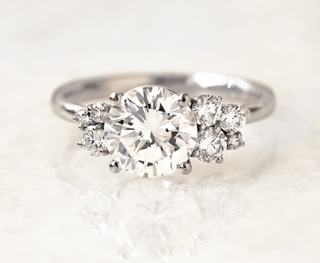 1.0CT Round Cut Cluster Moissanite Engagement Ring