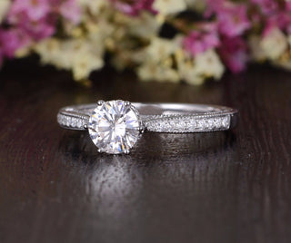 1.35 CT Round Solitaire Moissanite Engagement Ring