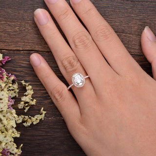 1.32 CT Oval Cut Halo Moissanite Engagement Ring