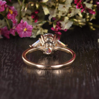0.75 CT Oval Three Stone Moissanite Engagement Ring