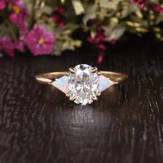 0.75 CT Oval Three Stone Moissanite Engagement Ring